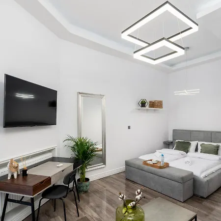 Malila Premium Cracow Centre Starowislna 28 *